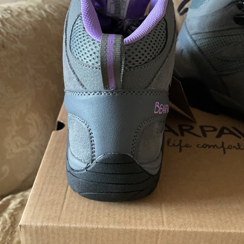 NEW Bearpaw woman’s size 9 boots - Picture 5 of 10
